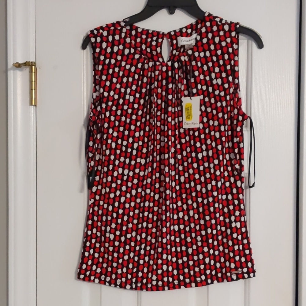 Calvin Klein sleeveless pink/white polka dot top